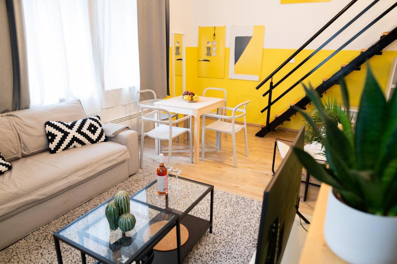 Charming Studio In The Heart Of The Jewish Quarter W41 Yellow Apartment Budapest Bagian luar foto